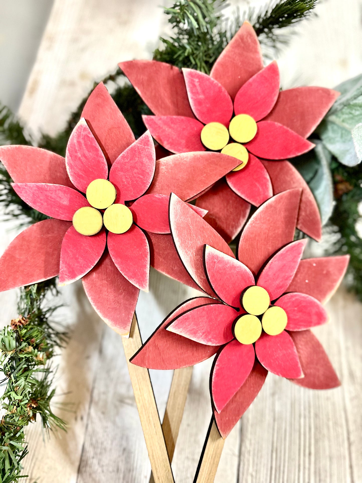 GIFT SET OF 3 POINTSETTIAS POKES